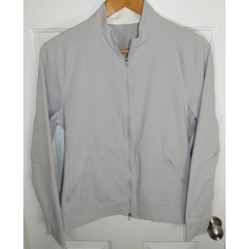 Lululemon Airing Easy Jacket Mens Size Medium Performance Ripstop in Sea Salt